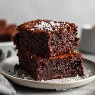 Decadent Keto Brownies: Fudgy and Rich